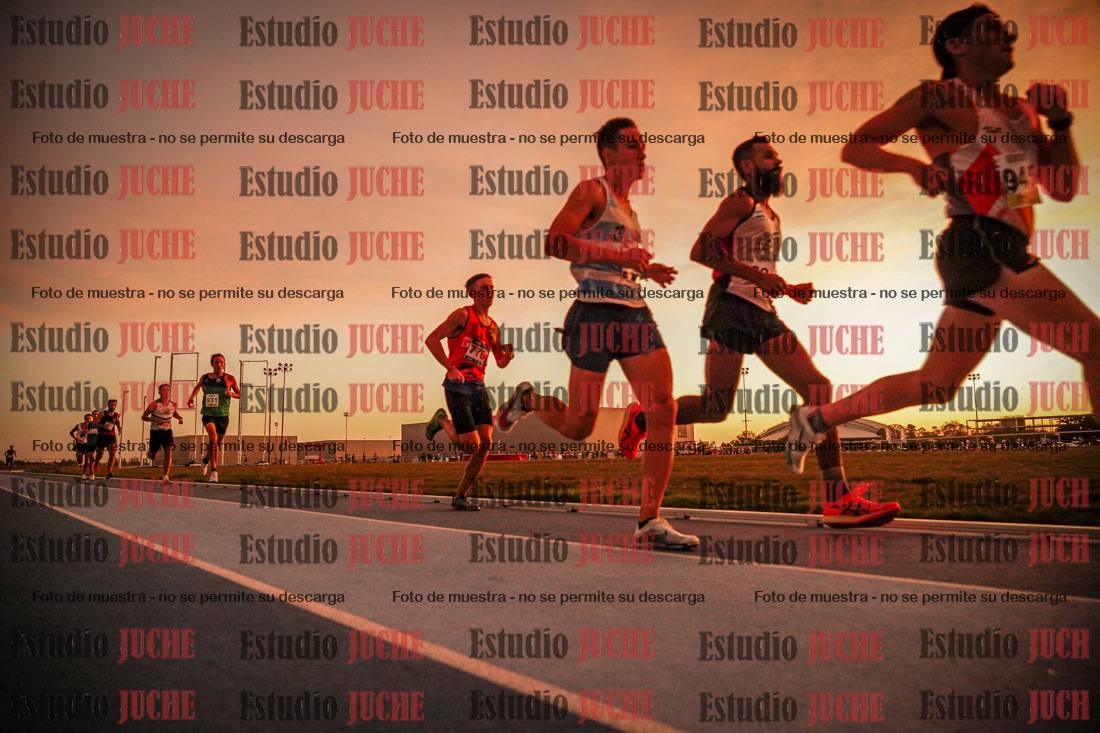Fotos de los 3000 m llanos de varones