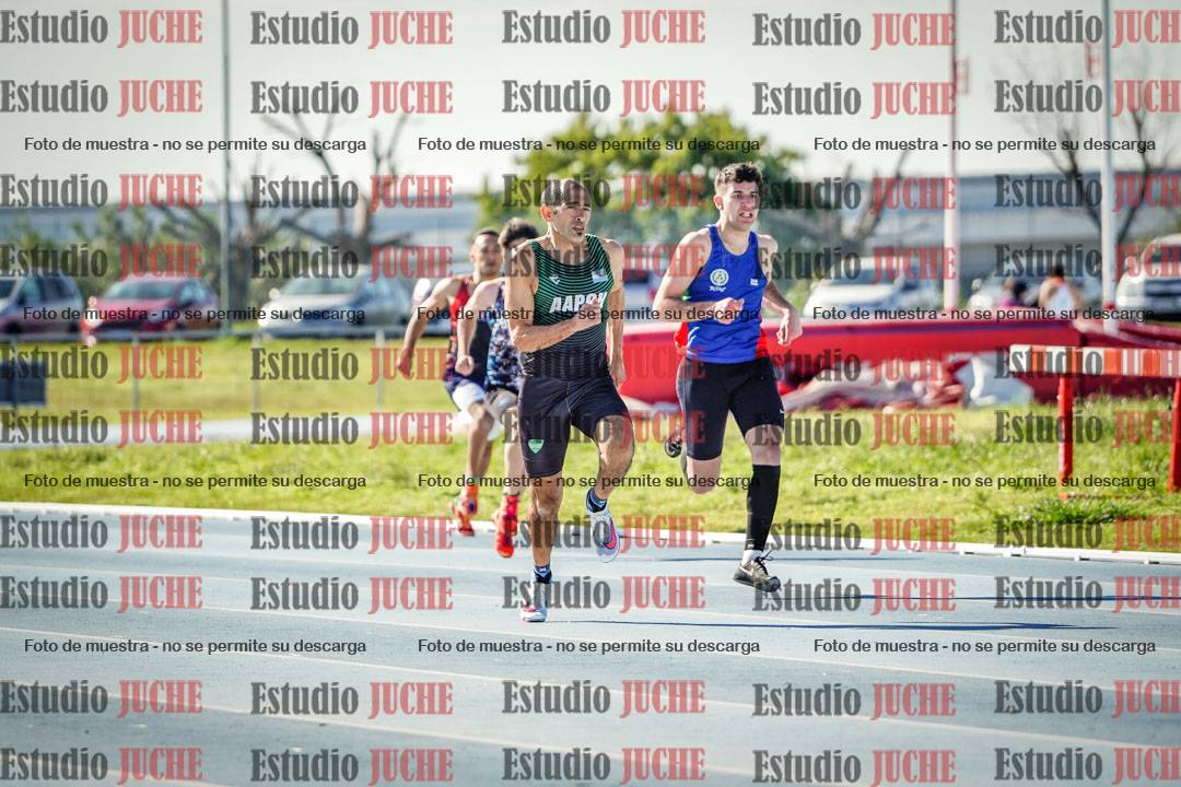Fotos de los 400 m llanos de varones