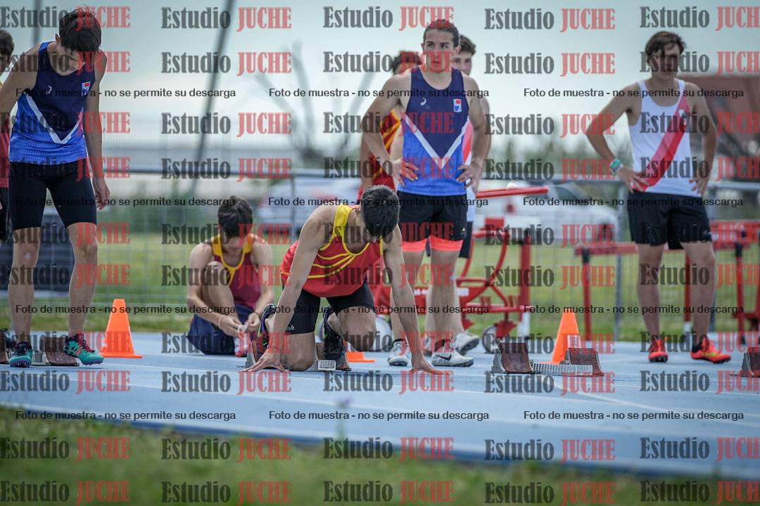 Fotos de los 100 m llanos de varones