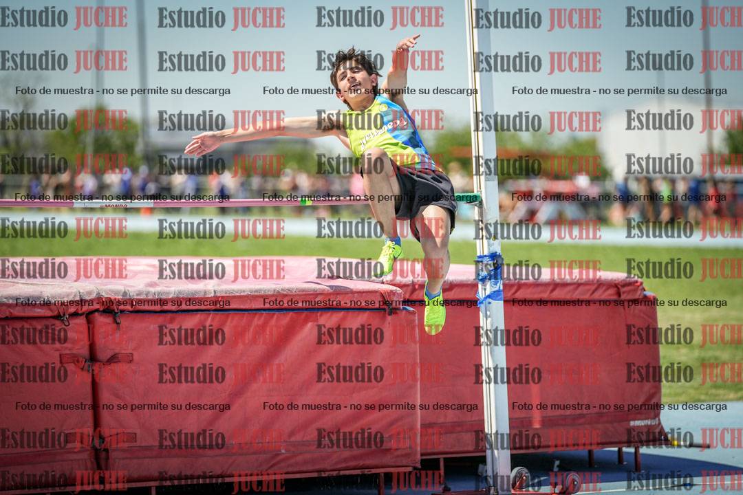 Fotos del salto en alto de varones - U14