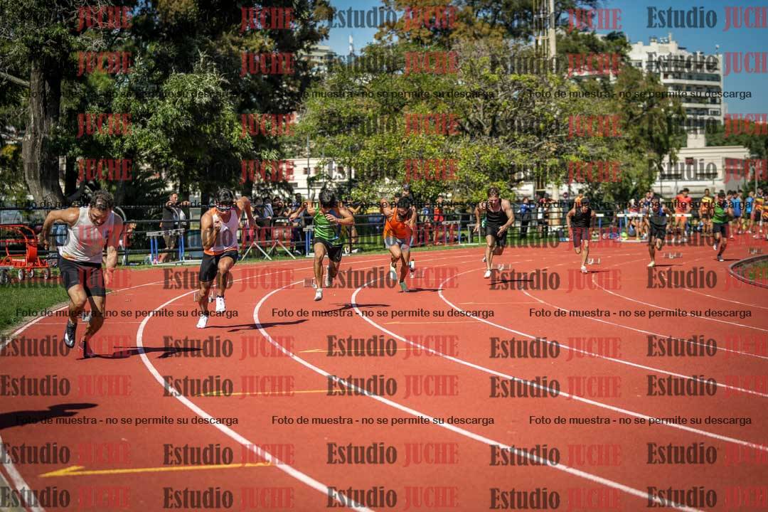 Fotos de los 200 m llanos de varones