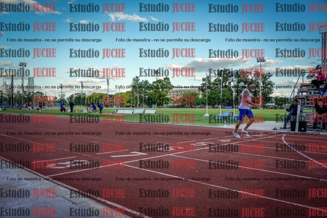 Fotos de los 400 m llanos de varones