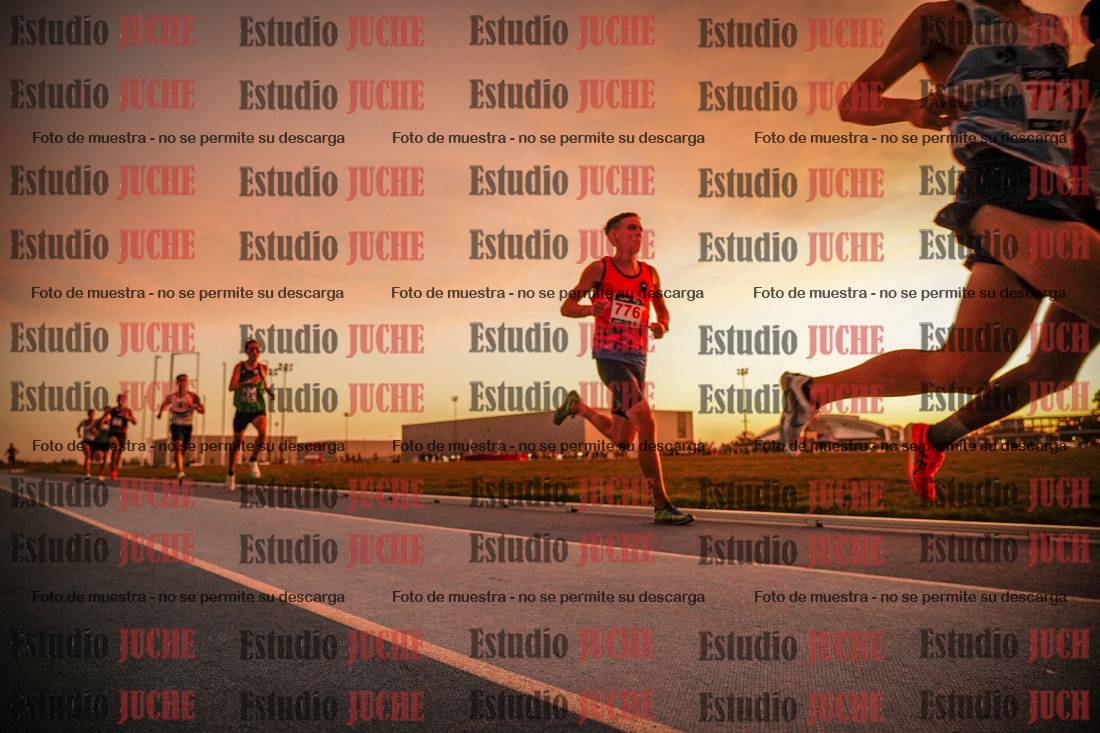 Fotos de los 3000 m llanos de varones