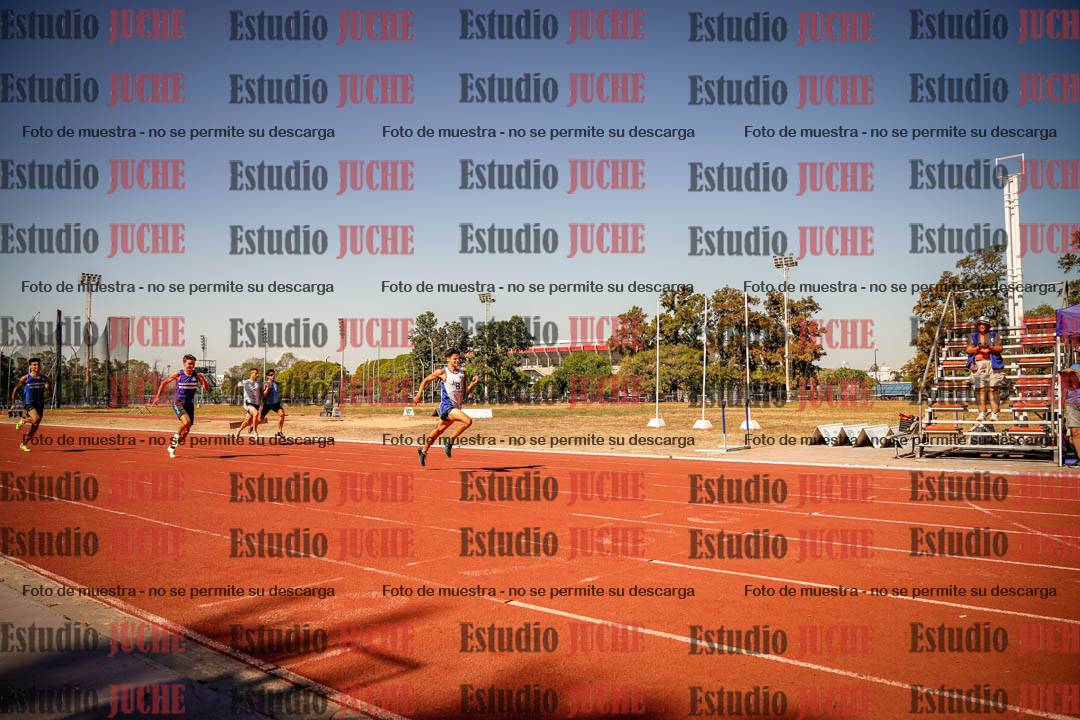Fotos de los 200 m llanos de varones