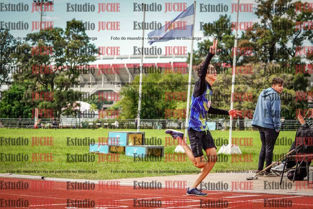 Fotos de los 600 m llanos de varones