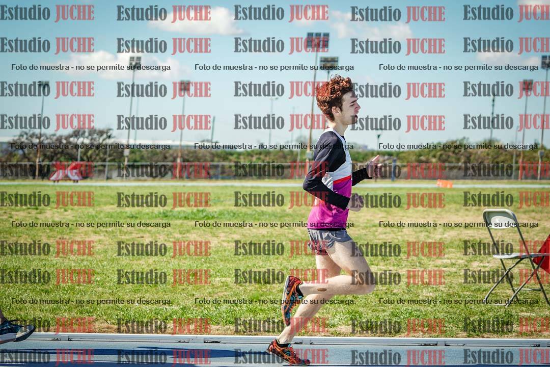 Fotos de los 800 m llanos de varones