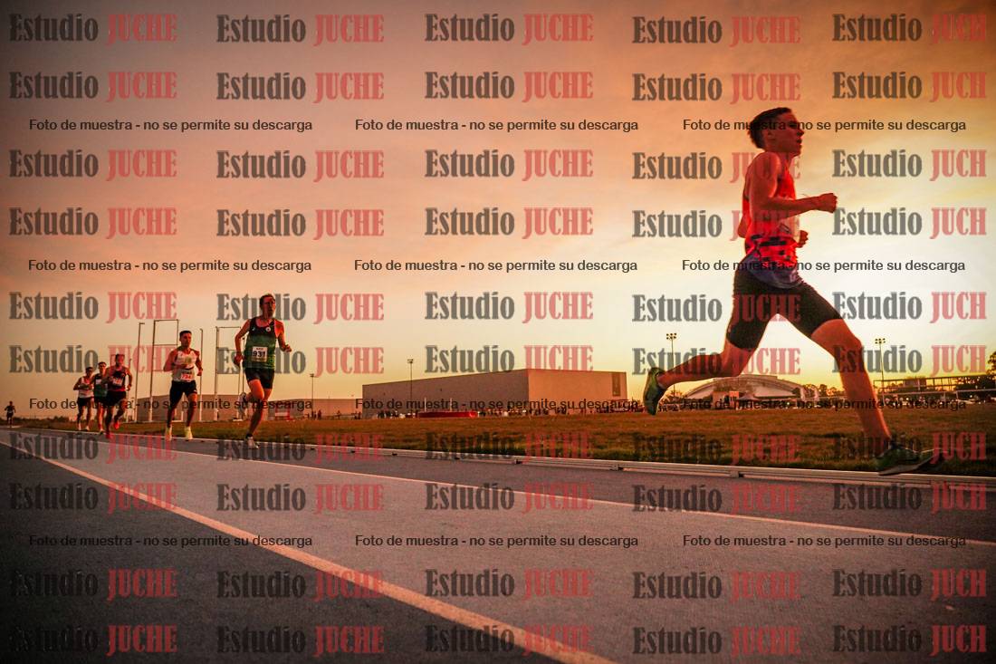 Fotos de los 3000 m llanos de varones