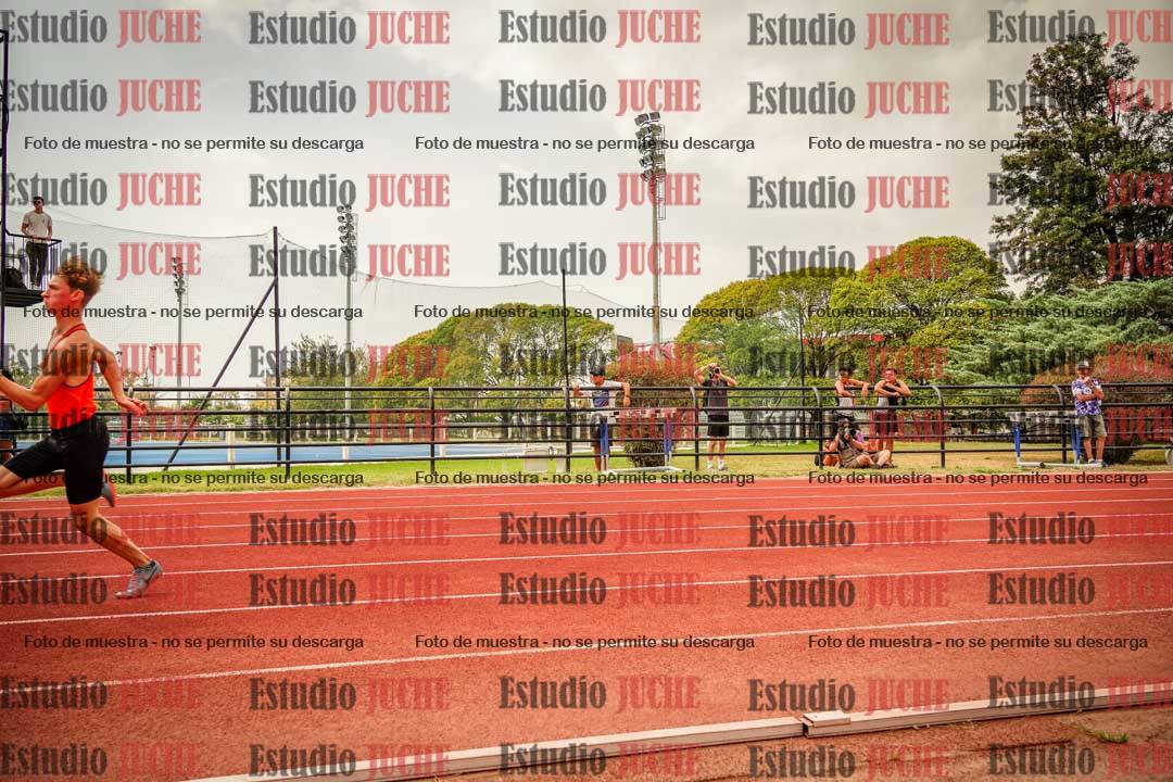 Fotos de los 200 m llanos de varones