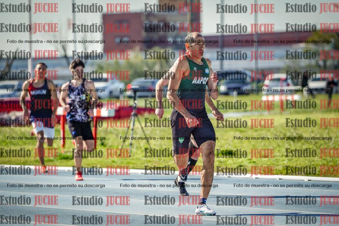 Fotos de los 400 m llanos de varones