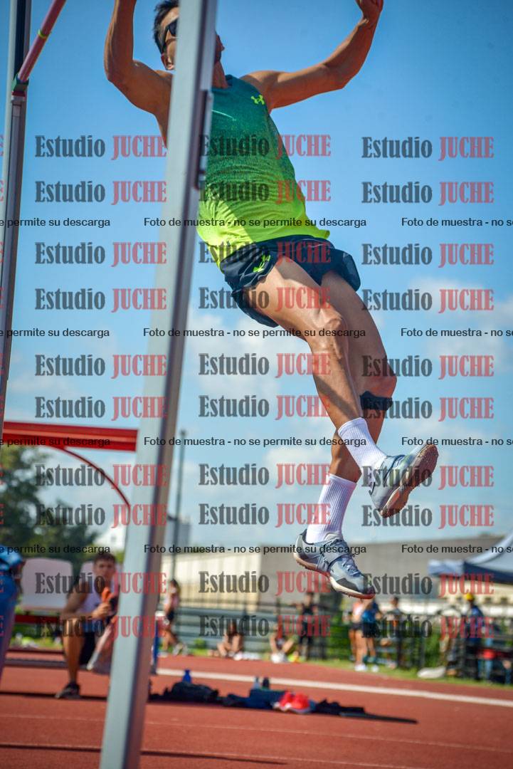 Fotos del salto en alto de varones