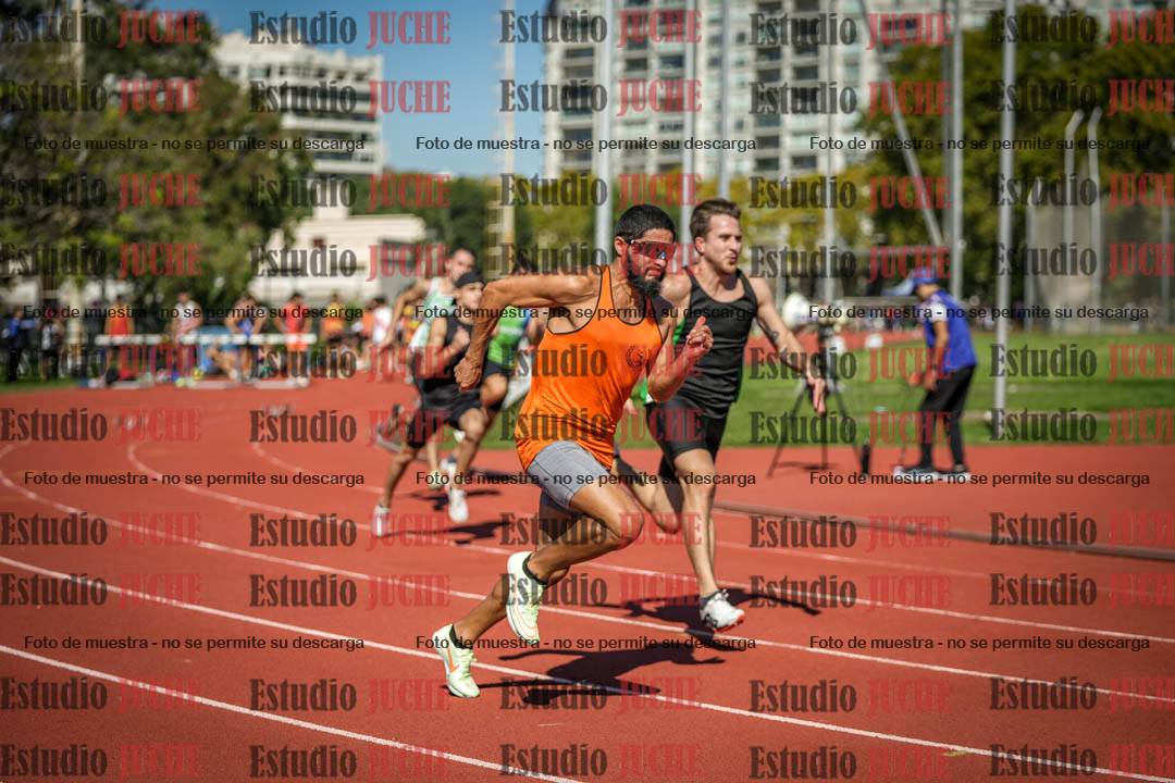 Fotos de los 200 m llanos de varones