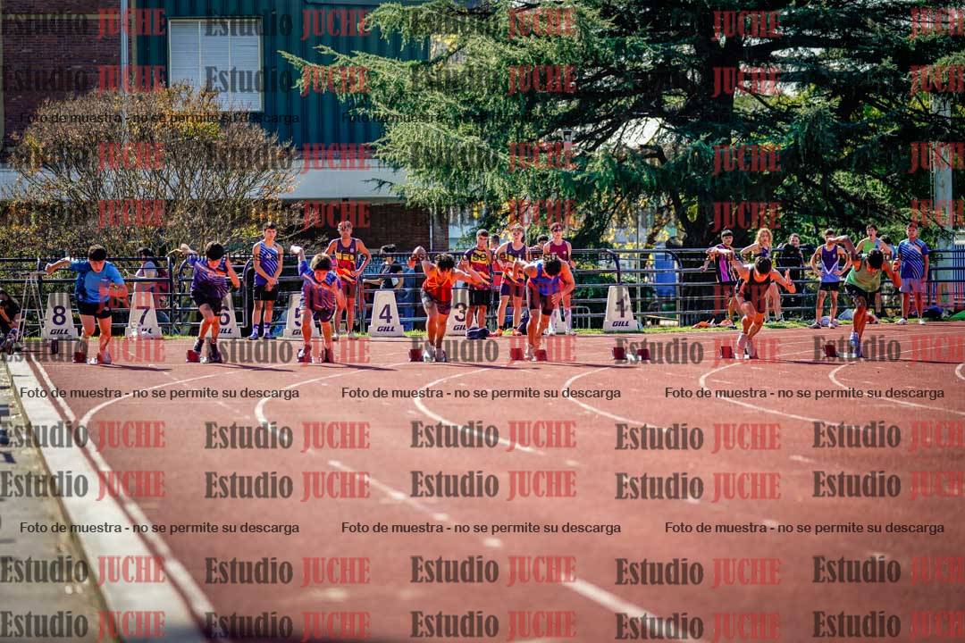 Fotos de los 100 m llanos de varones