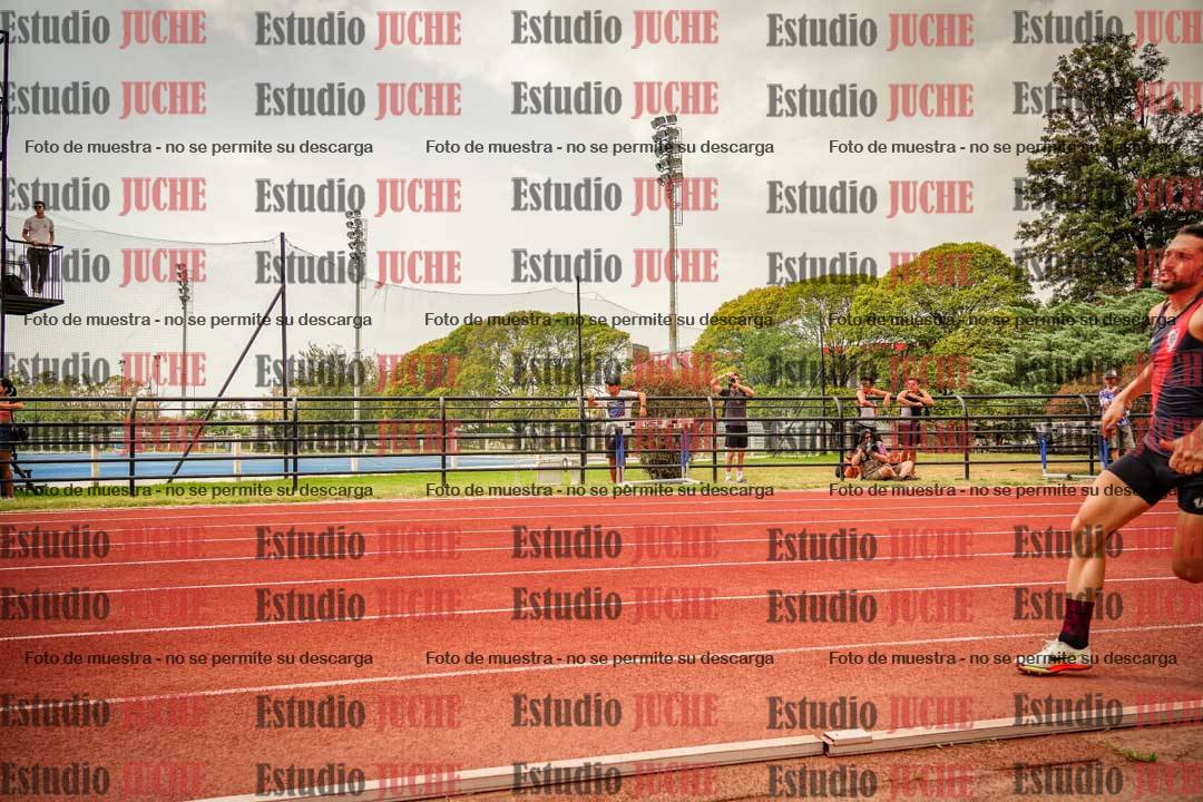 Fotos de los 200 m llanos de varones