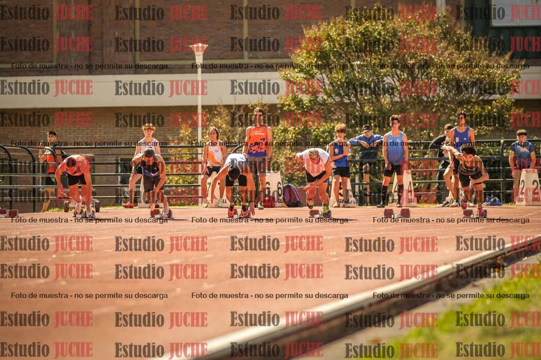Fotos de los 100 m llanos de varones