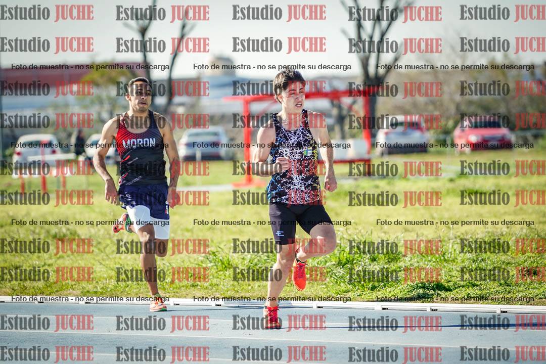 Fotos de los 400 m llanos de varones