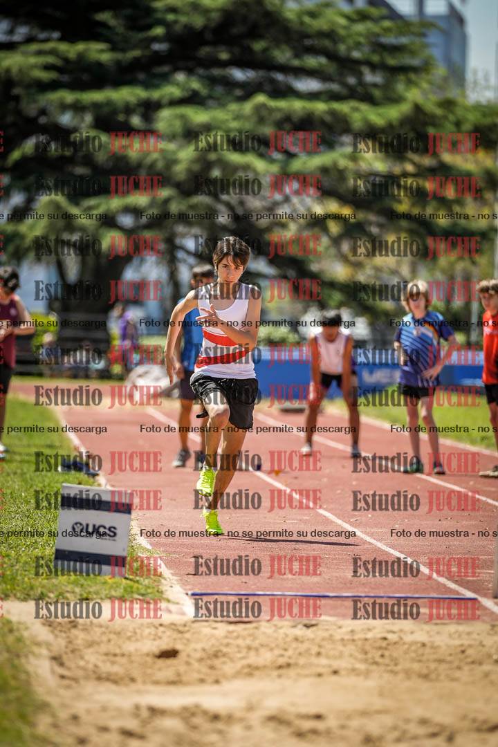 Fotos del salto en largo de varones - (incluye octatlón)
