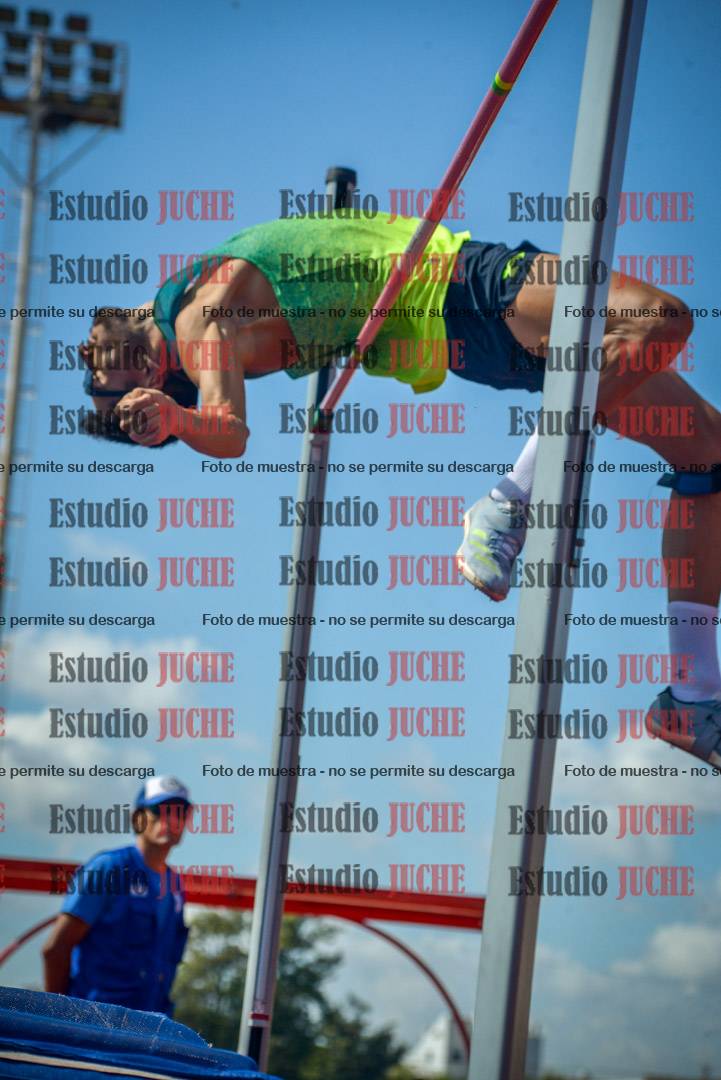 Fotos del salto en alto de varones
