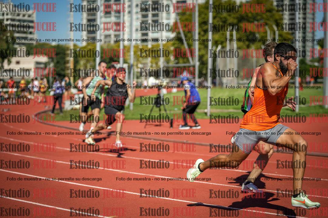 Fotos de los 200 m llanos de varones