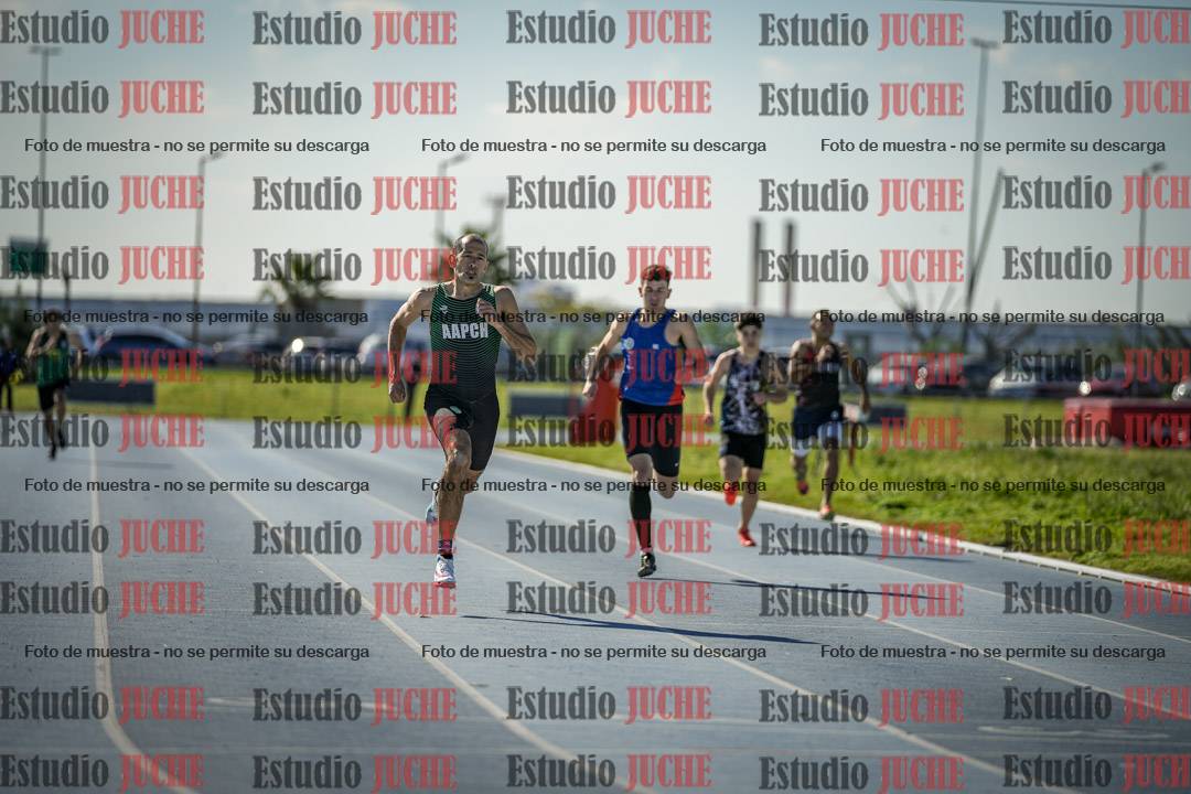 Fotos de los 400 m llanos de varones