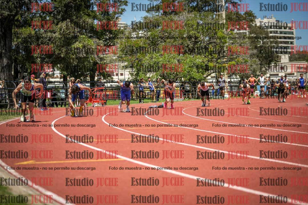 Fotos de los 200 m llanos de varones