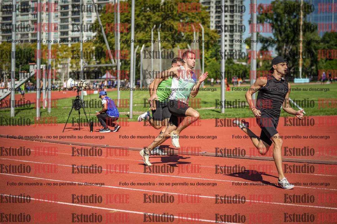Fotos de los 200 m llanos de varones