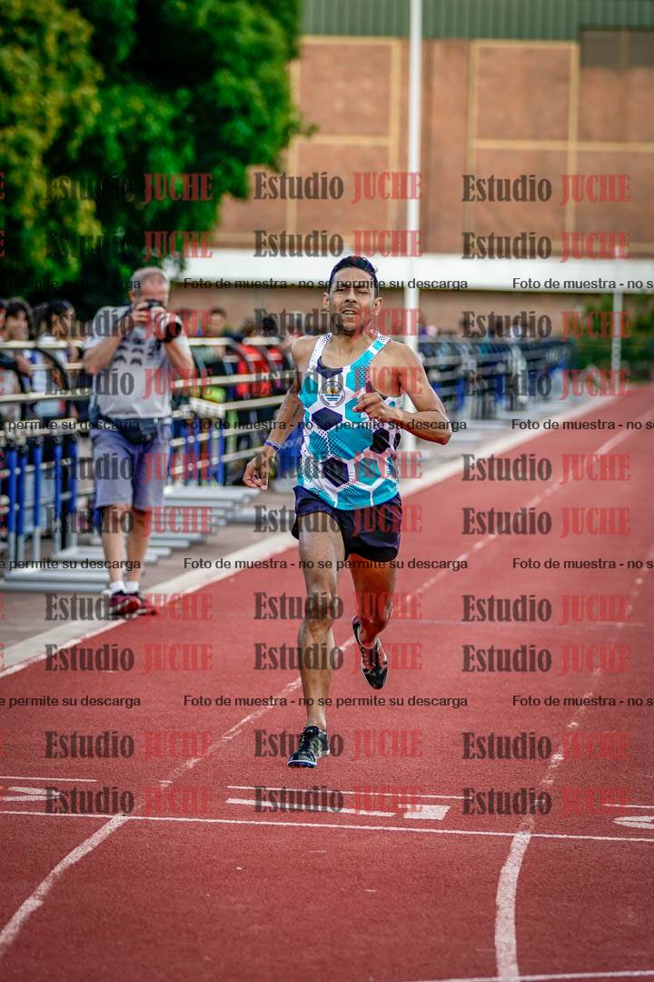 Fotos de los 400 m llanos de varones
