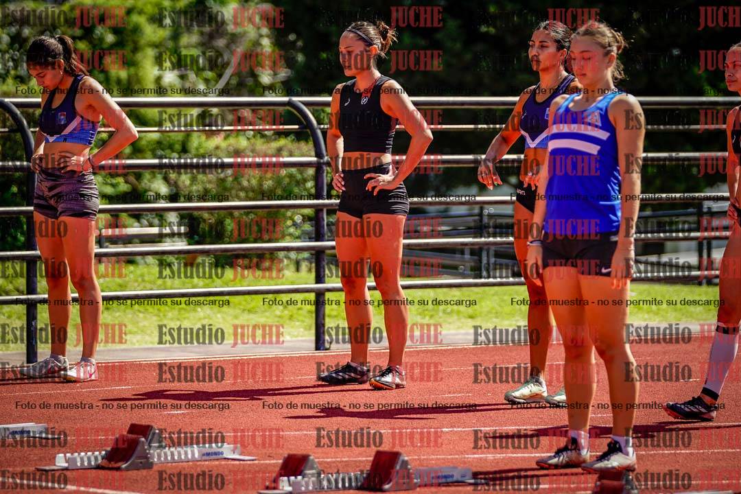 Fotos de los 100 m con vallas de mujeres