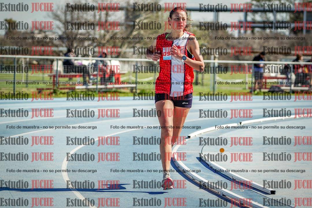 Fotos de los 5000 m llanos de mujeres y varones