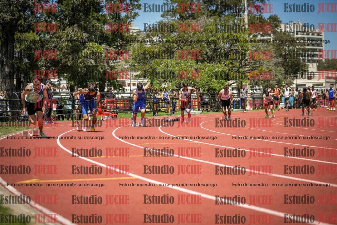 Fotos de los 200 m llanos de varones