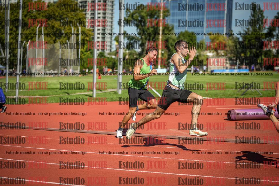Fotos de los 200 m llanos de varones