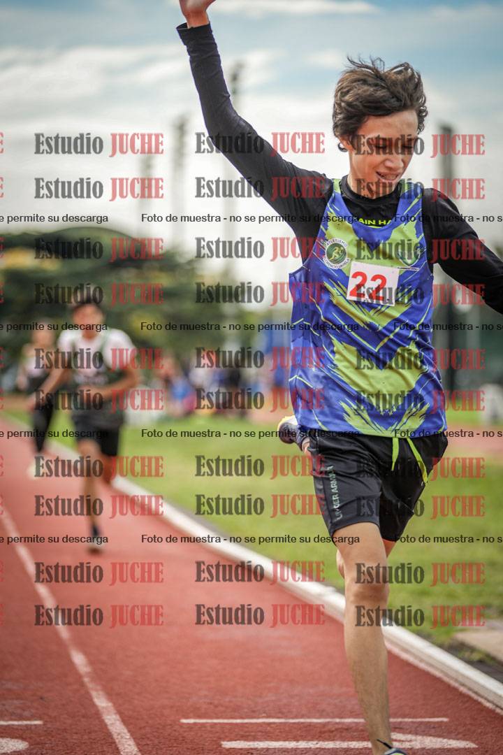 Fotos de los 600 m llanos de varones