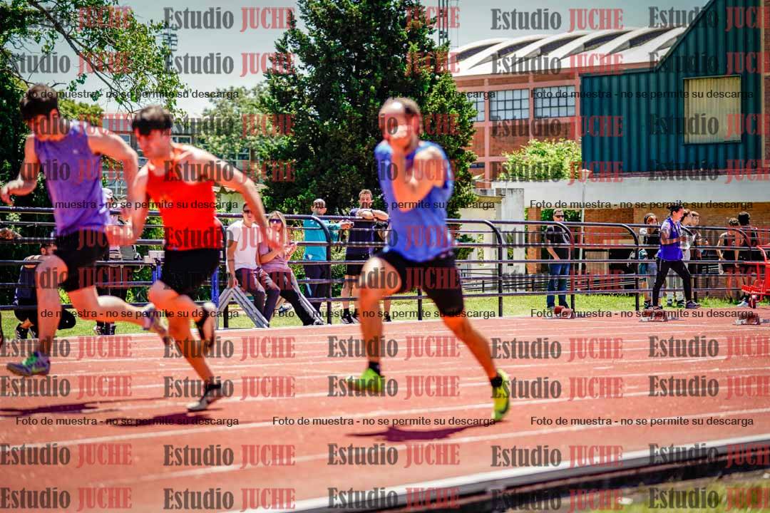 Fotos de los 100 m llanos de varones