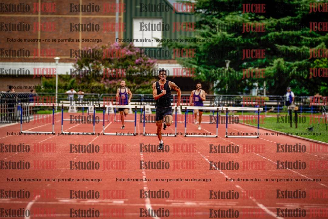 Fotos de los 400 m con vallas de varones