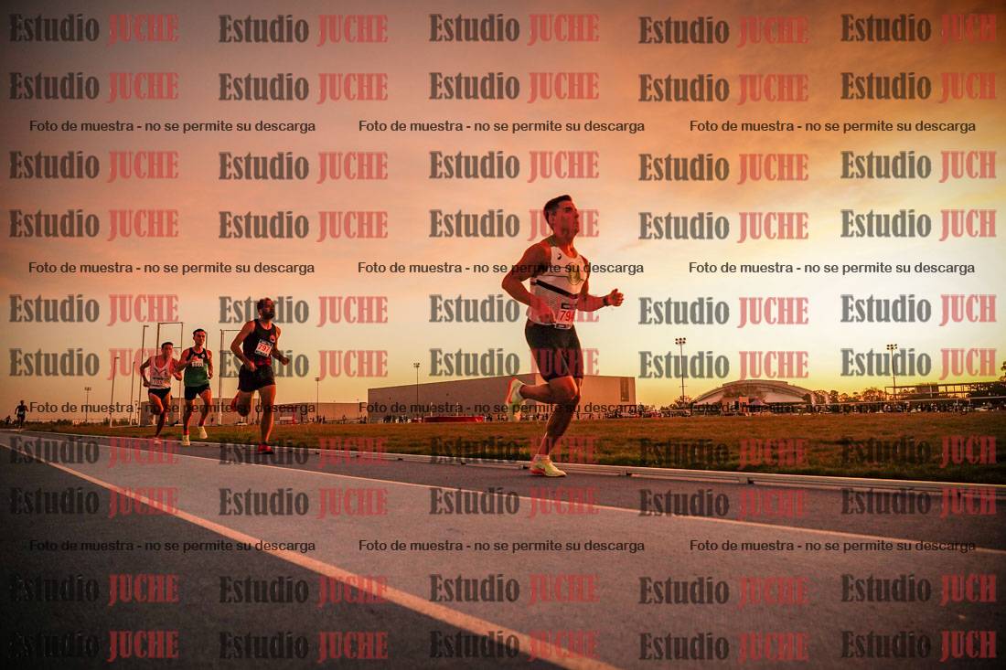 Fotos de los 3000 m llanos de varones