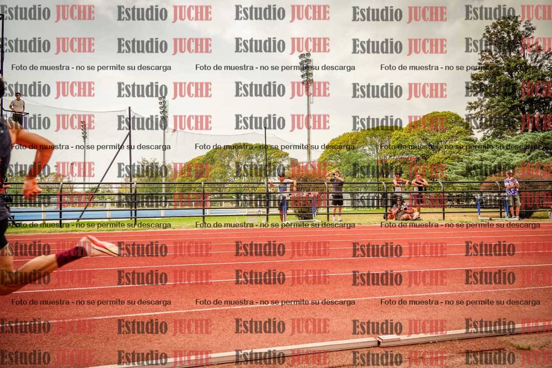 Fotos de los 200 m llanos de varones