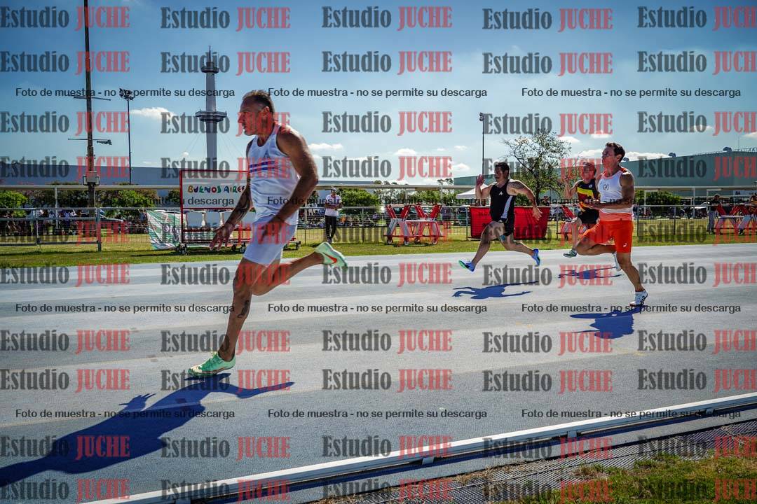 Fotos de los 100 m llanos de varones