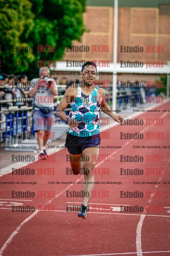 Fotos de los 400 m llanos de varones
