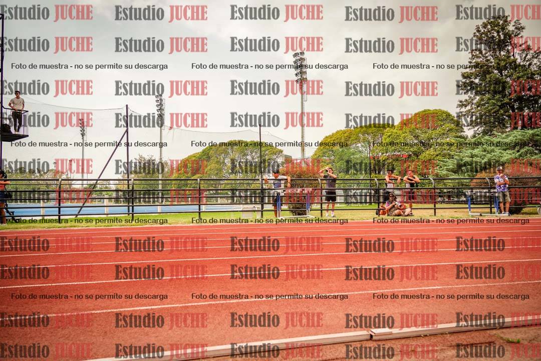 Fotos de los 200 m llanos de varones