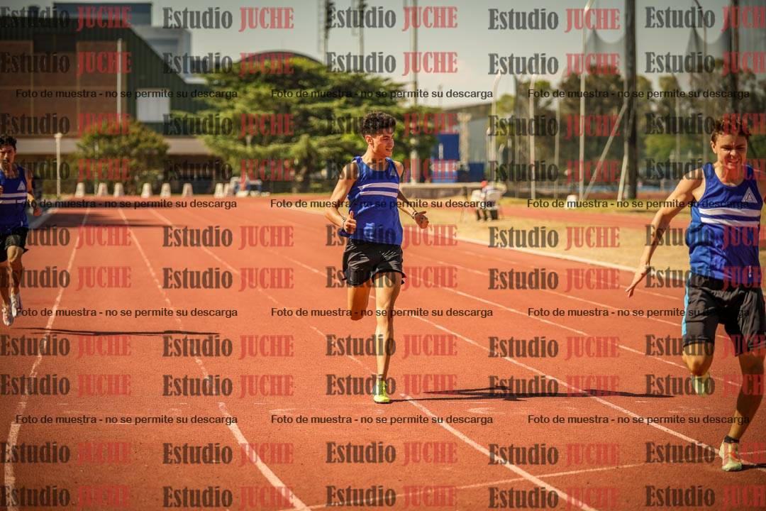Fotos de los 200 m llanos de varones