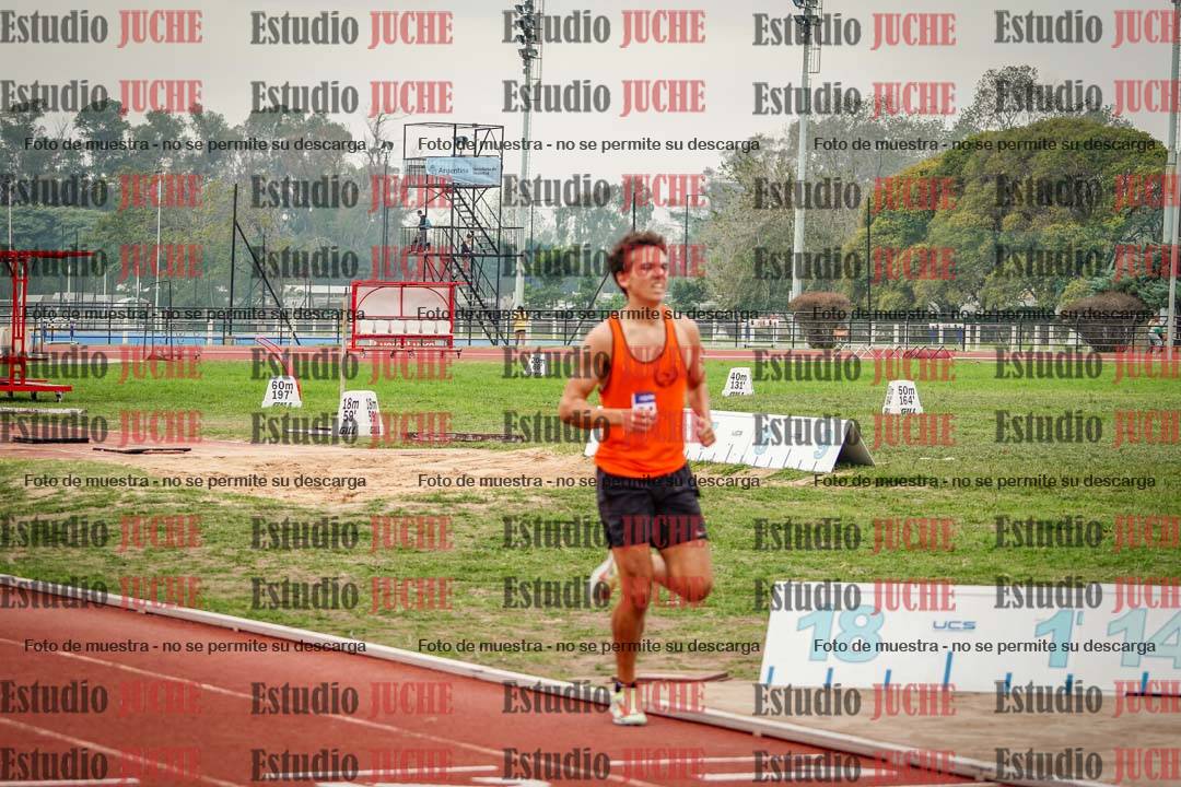 Fotos de los 800 m llanos de varones