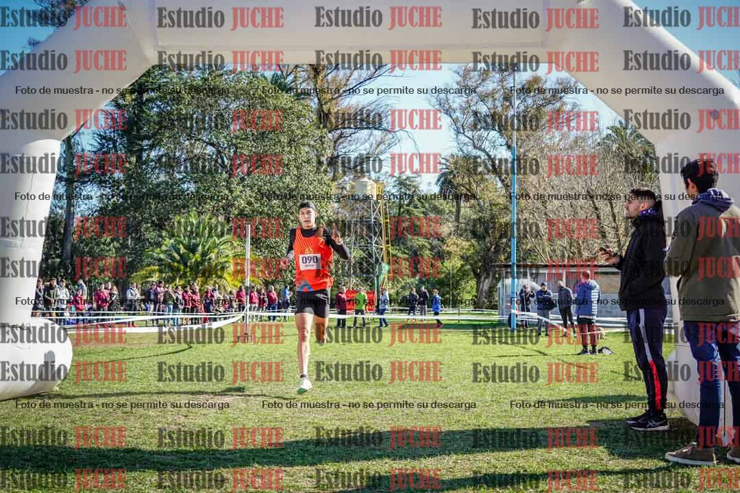Fotos de la llegada del cross de 6000 m