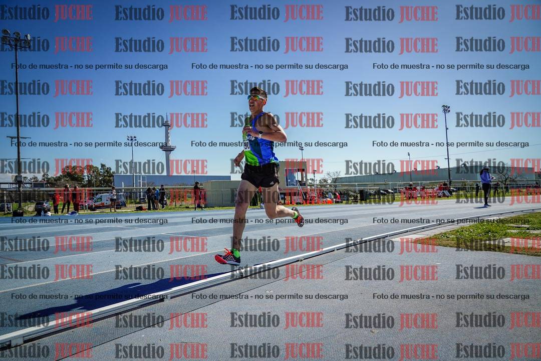 Fotos de los 5000 m llanos de mujeres y varones
