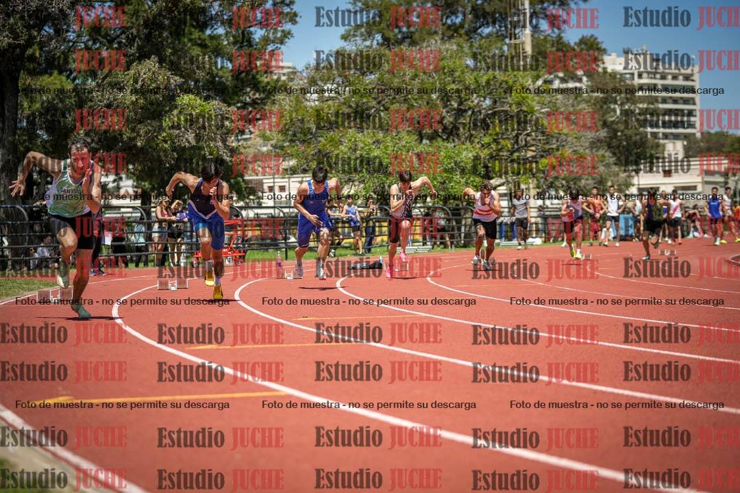 Fotos de los 200 m llanos de varones