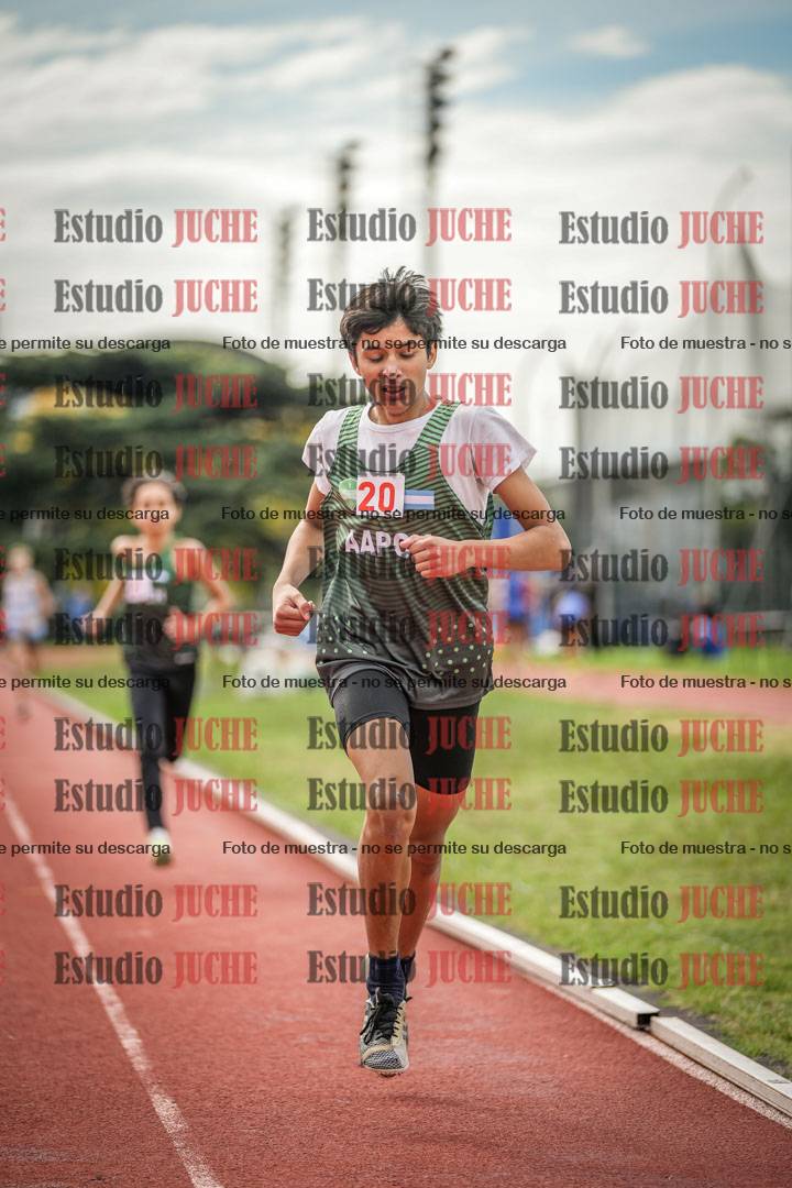 Fotos de los 600 m llanos de varones