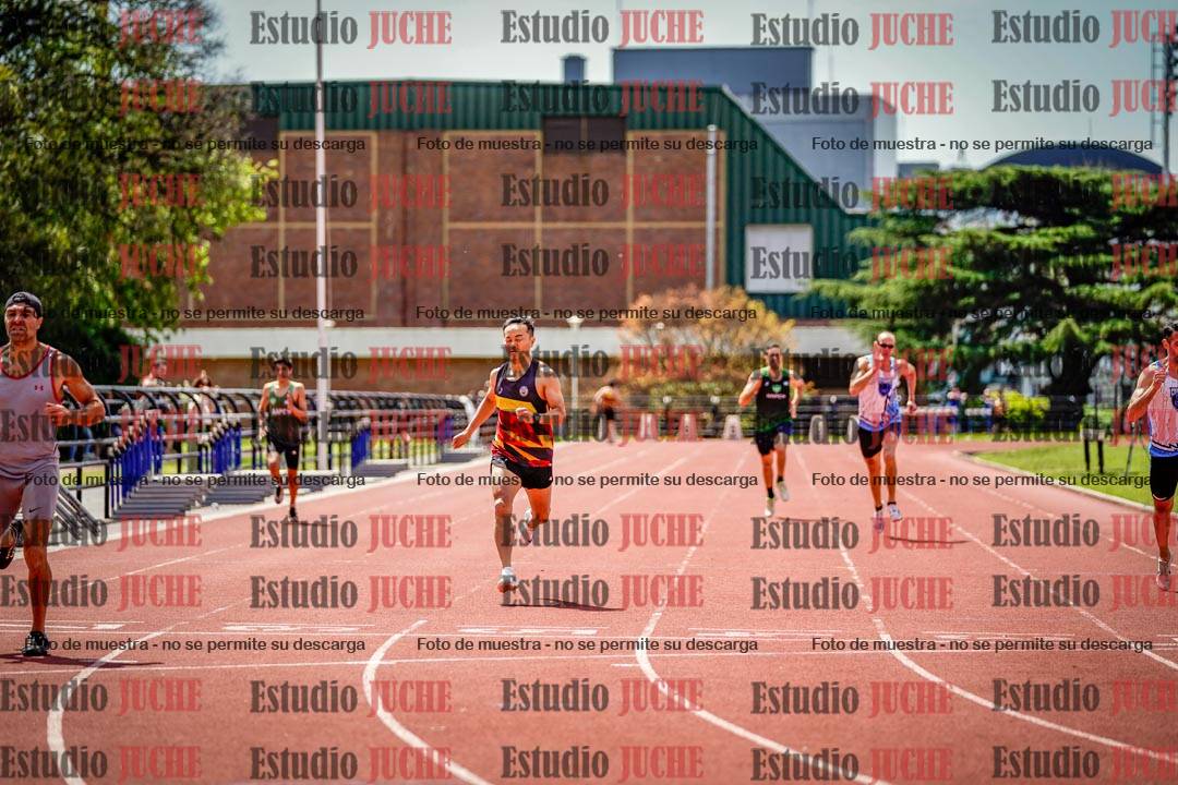 Fotos de los 400 m llanos de varones