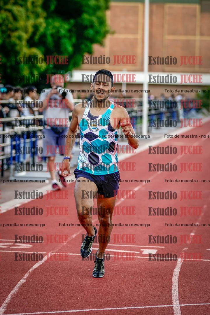 Fotos de los 400 m llanos de varones