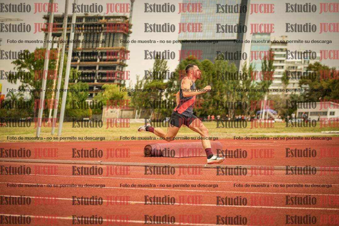 Fotos de los 200 m llanos de varones