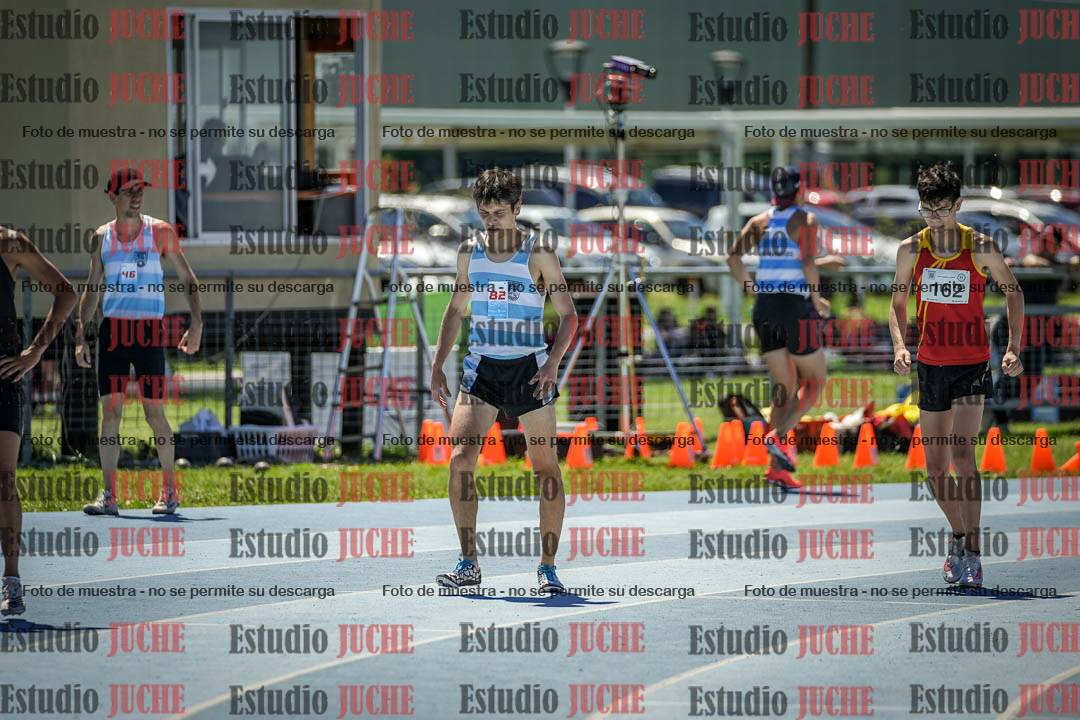 Fotos de los 800 m llanos de varones