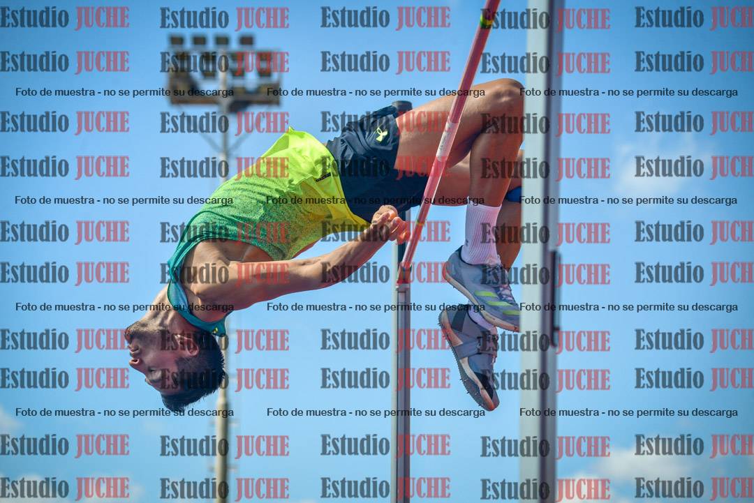 Fotos del salto en alto de varones