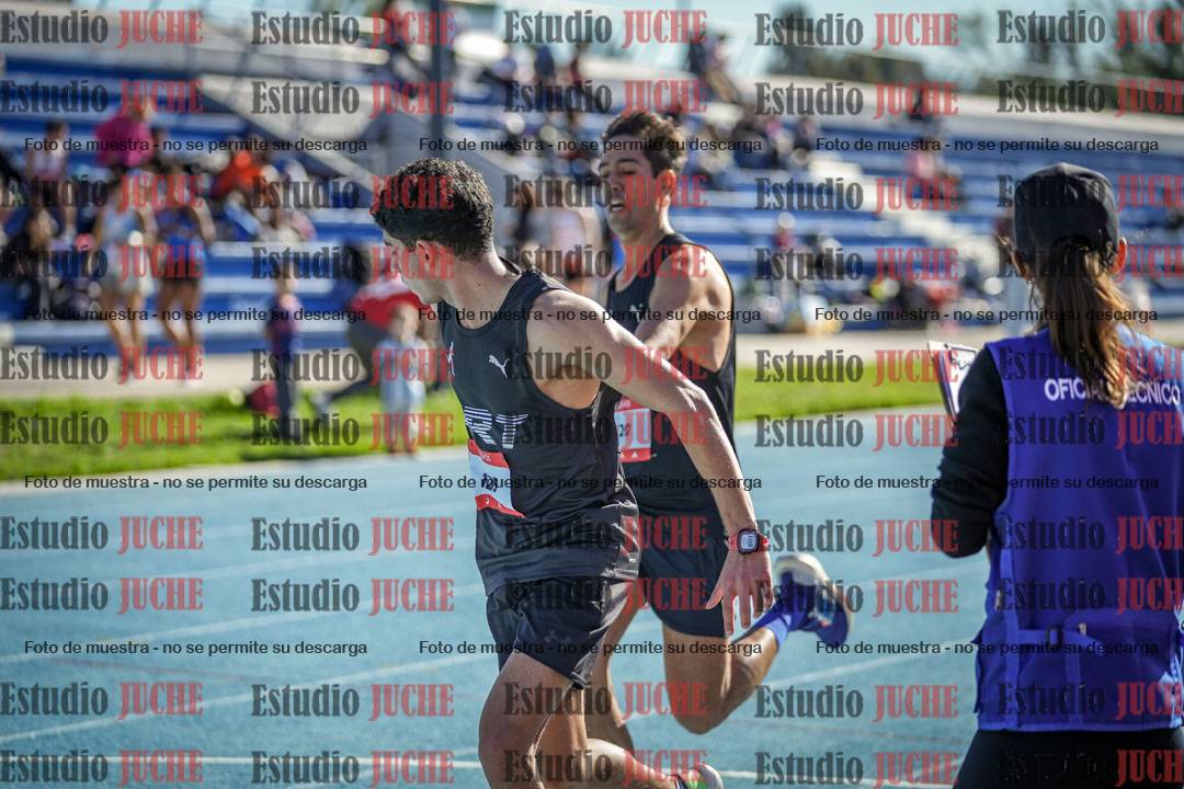 Fotos durante los relevos